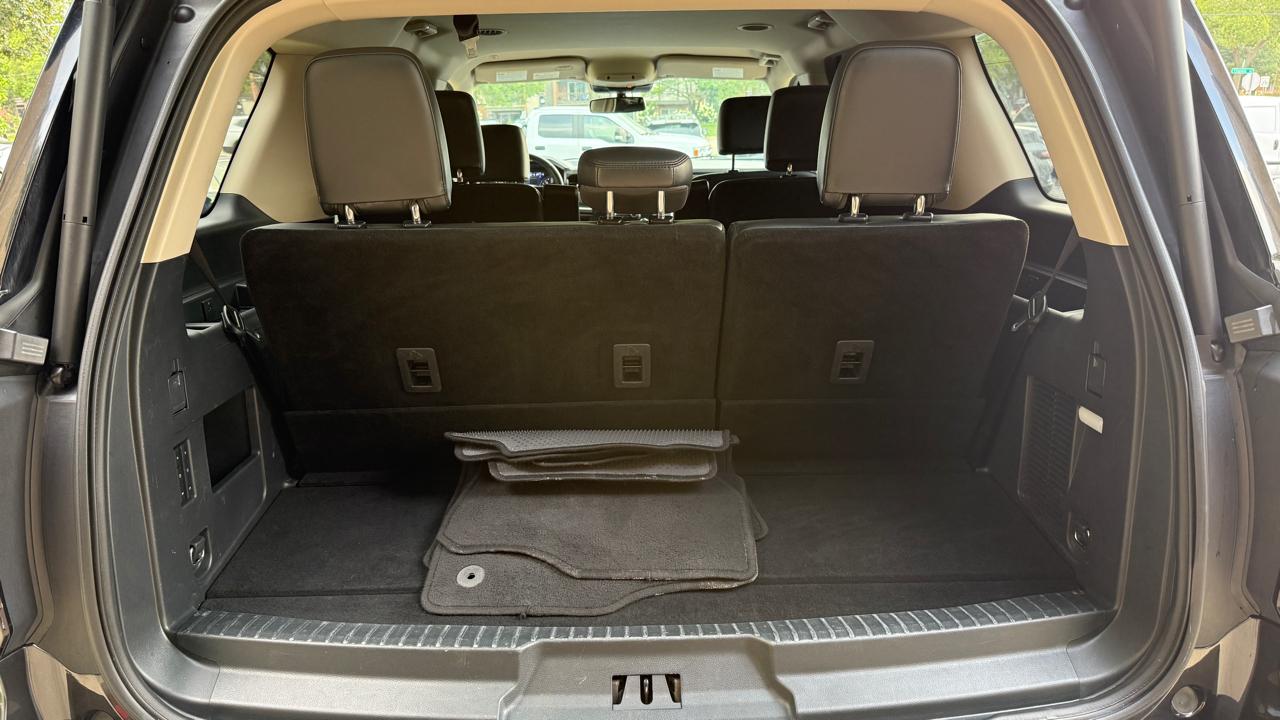 Ford Expedition XLT 4WD 2024