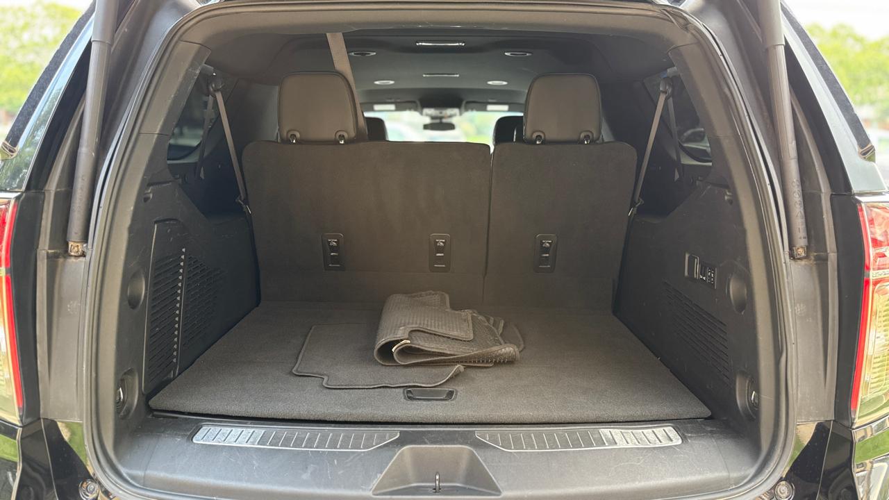 Chevrolet Suburban Premier 4WD 2023