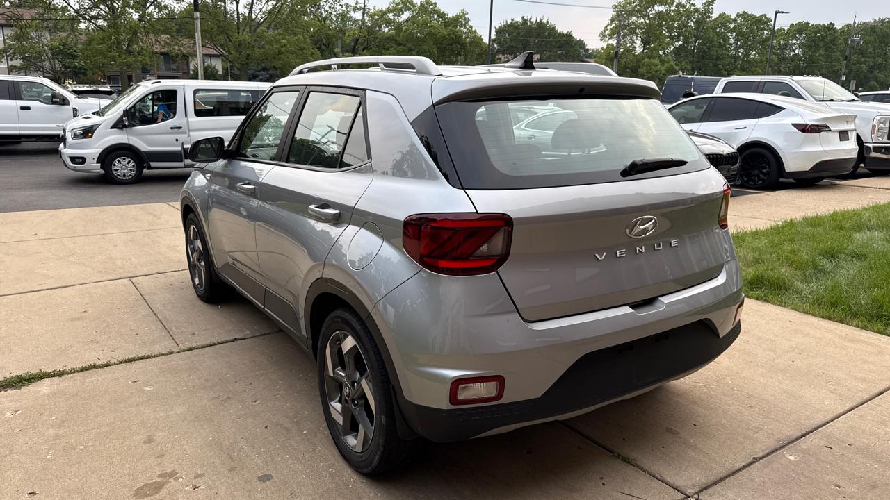 Hyundai Venue SEL 2022