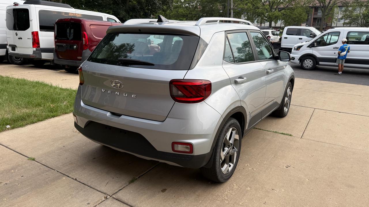 Hyundai Venue SEL 2022