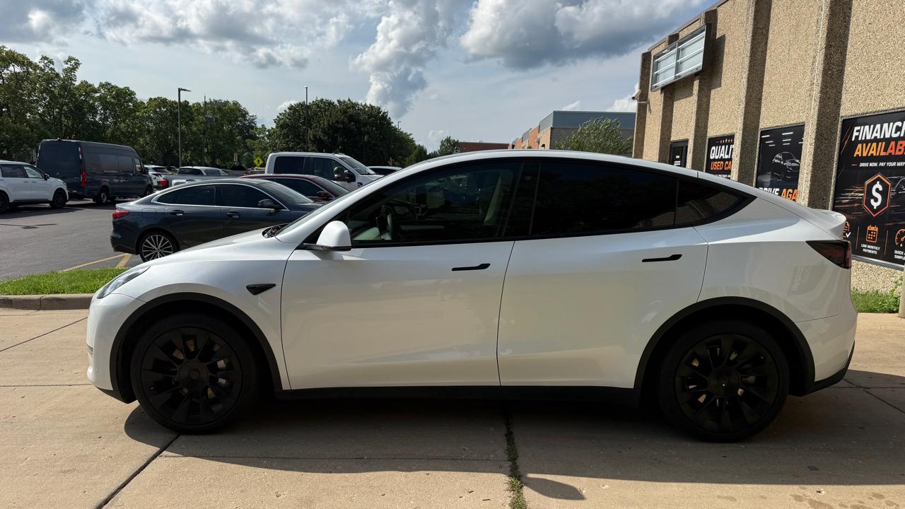 Tesla Model Y Long Range 2023