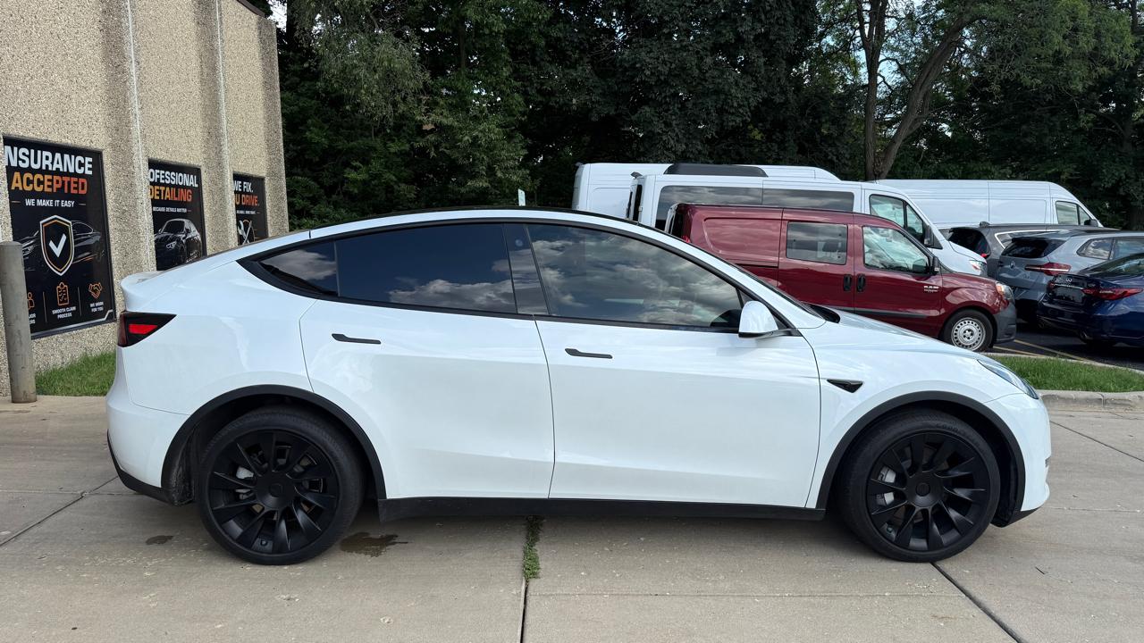 Tesla Model Y Long Range 2023