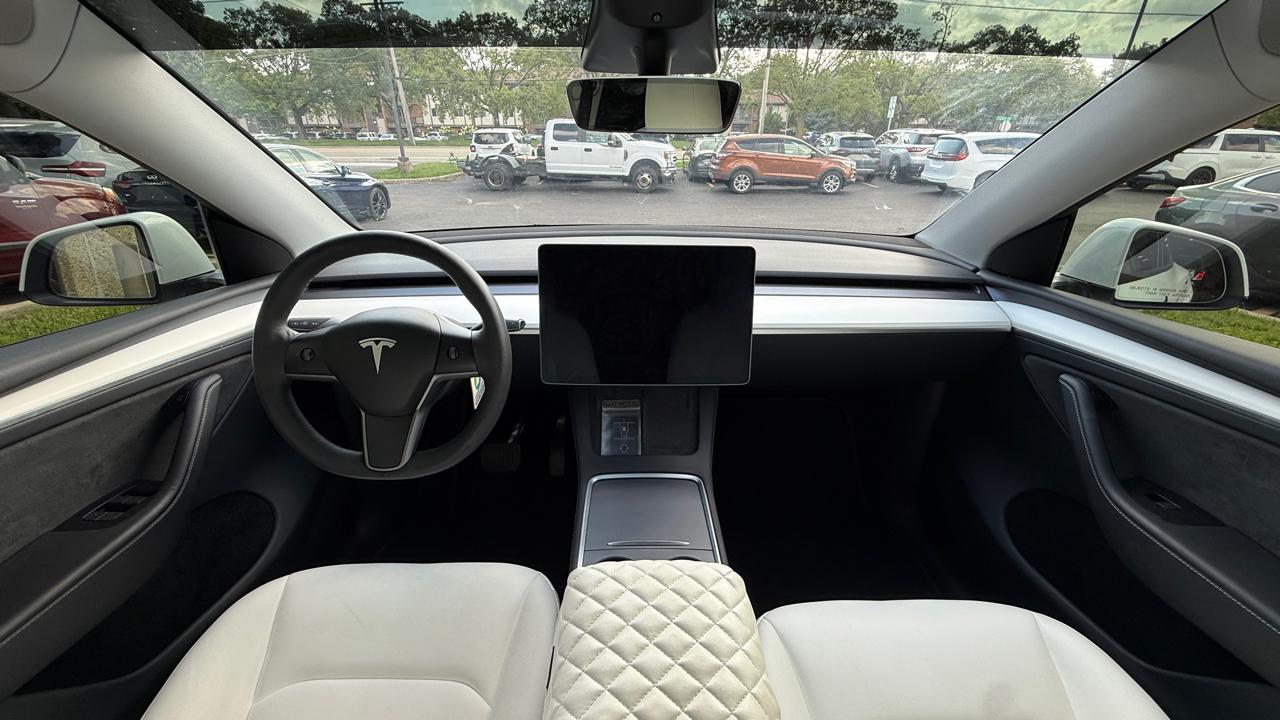 Tesla Model Y Long Range 2023