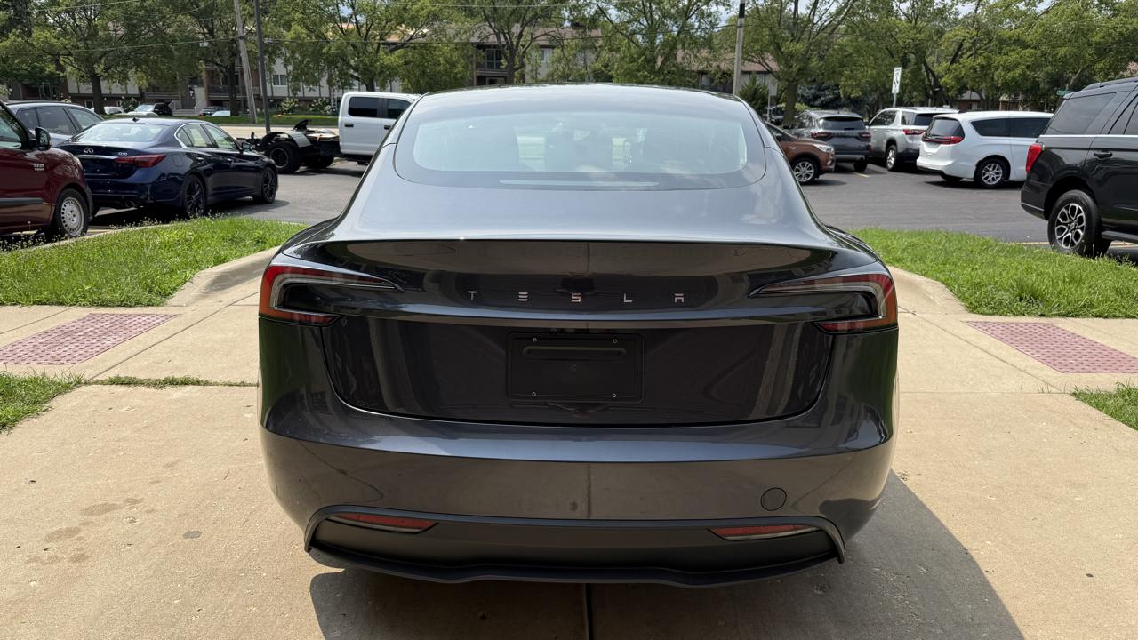 Tesla Model 3 Base 2025