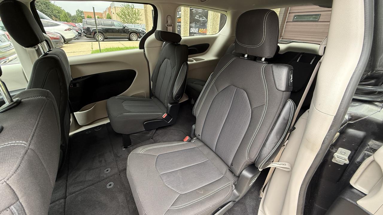 Chrysler Voyager LX 2022