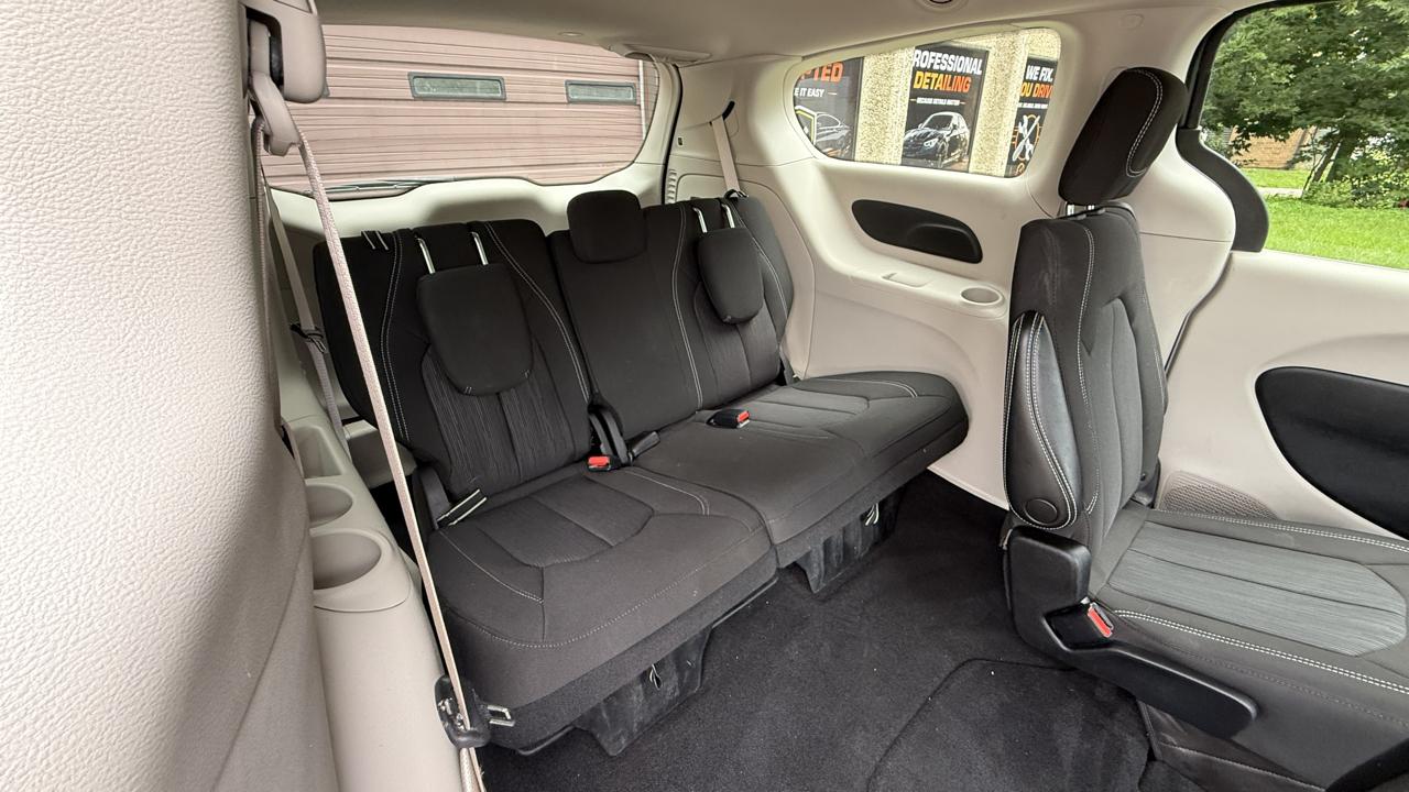 Chrysler Voyager LX 2022