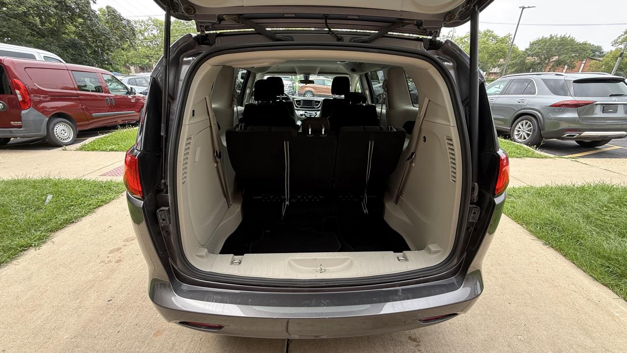 Chrysler Voyager LX 2022