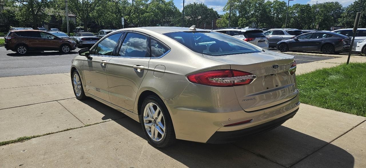 Ford Fusion Hybrid SE 2019