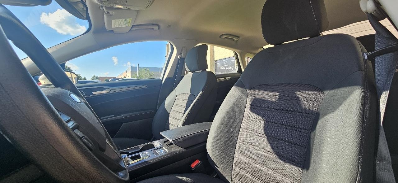 Ford Fusion Hybrid SE 2019