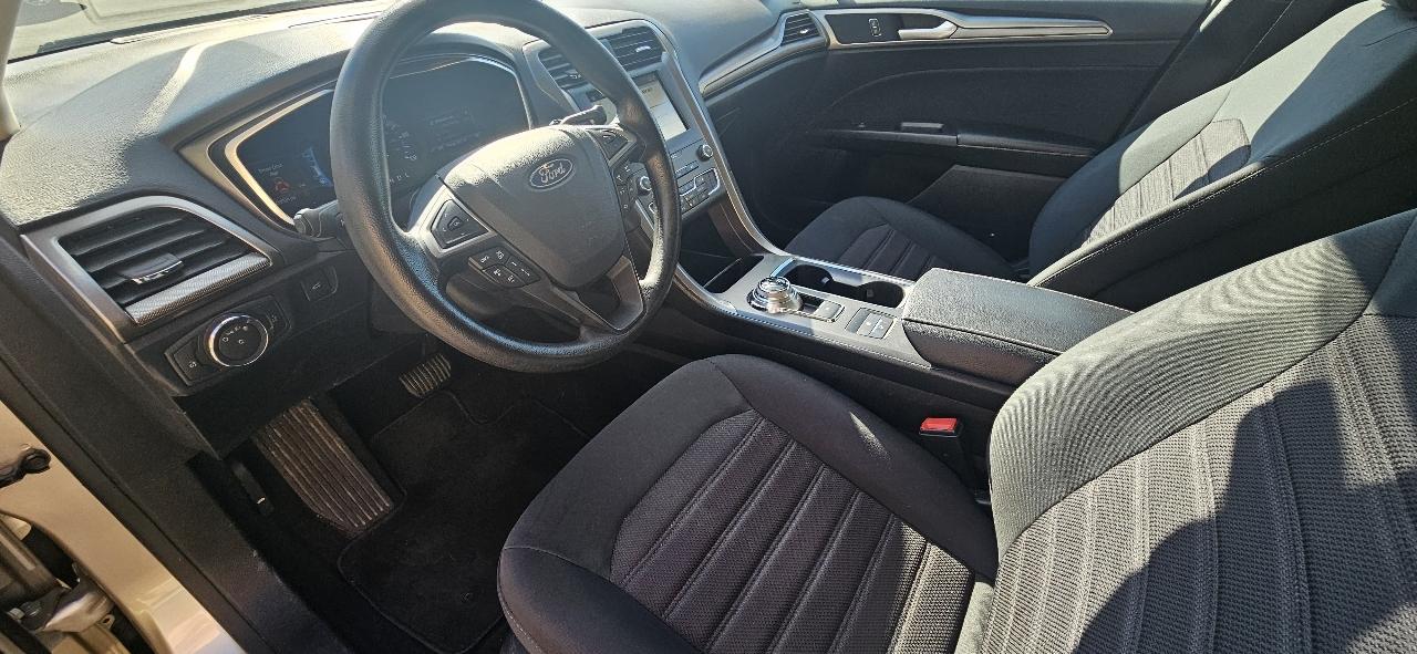 Ford Fusion Hybrid SE 2019