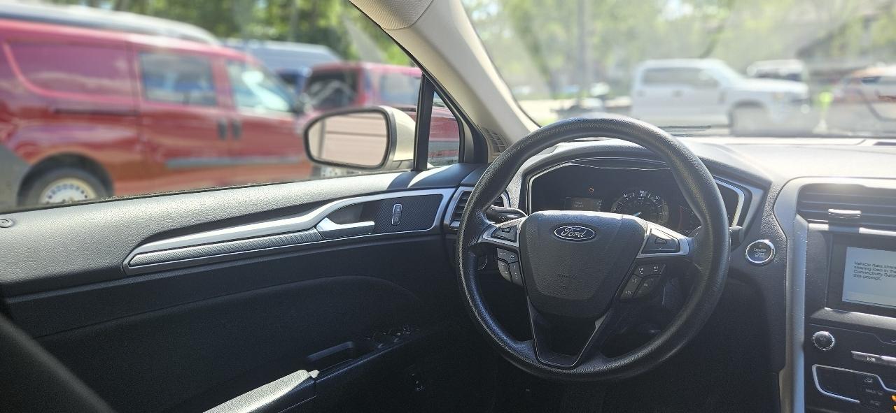 Ford Fusion Hybrid SE 2019