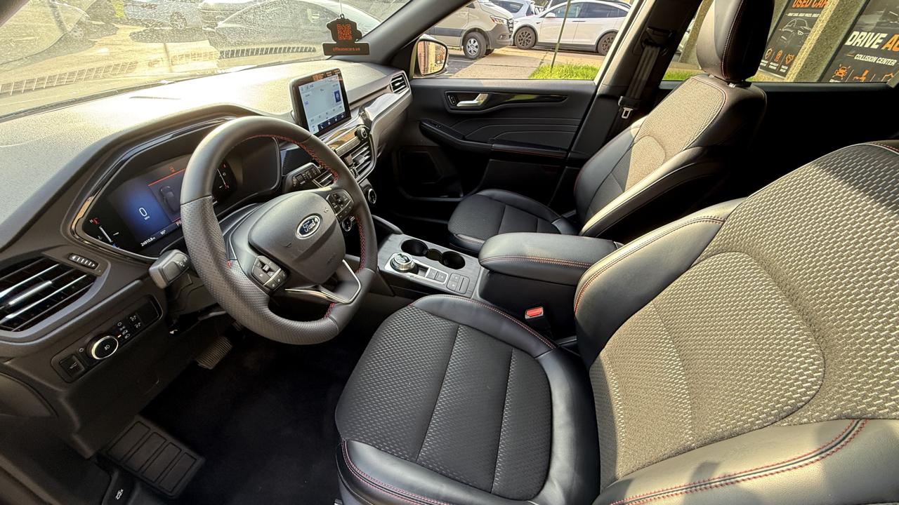 Ford Escape ST-Line Select AWD 2025