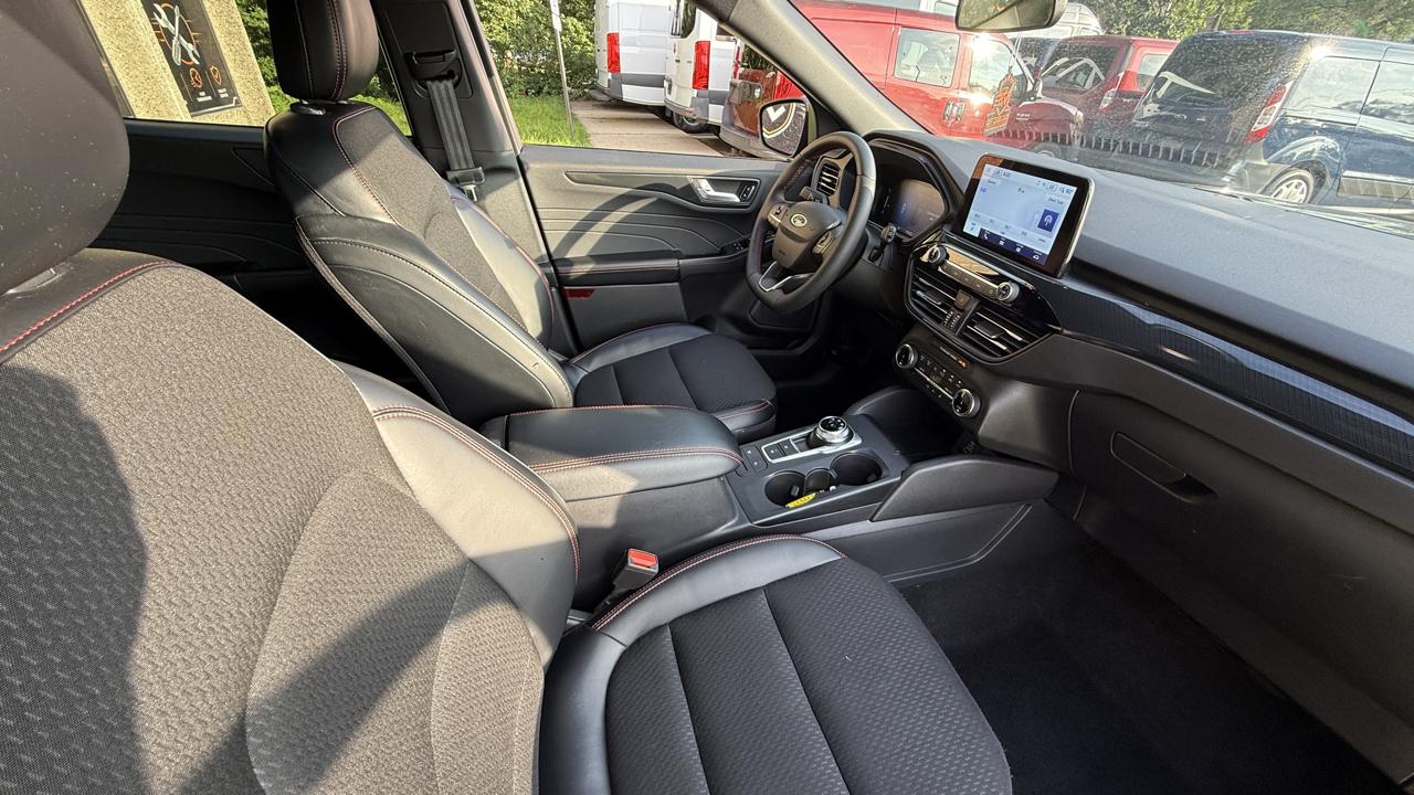 Ford Escape ST-Line Select AWD 2025