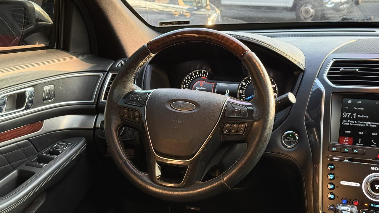 Ford Explorer Platinum AWD 2017