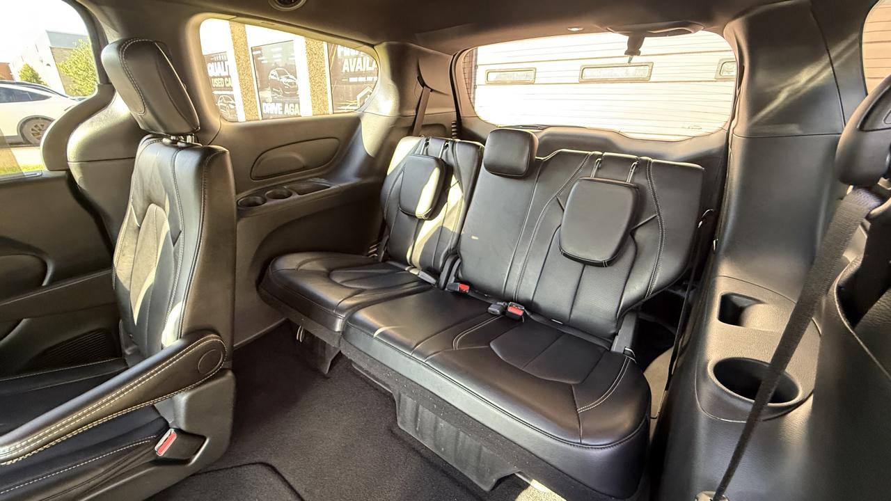 Chrysler Pacifica Select 2025