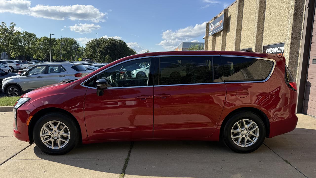 Chrysler Pacifica Select 2027