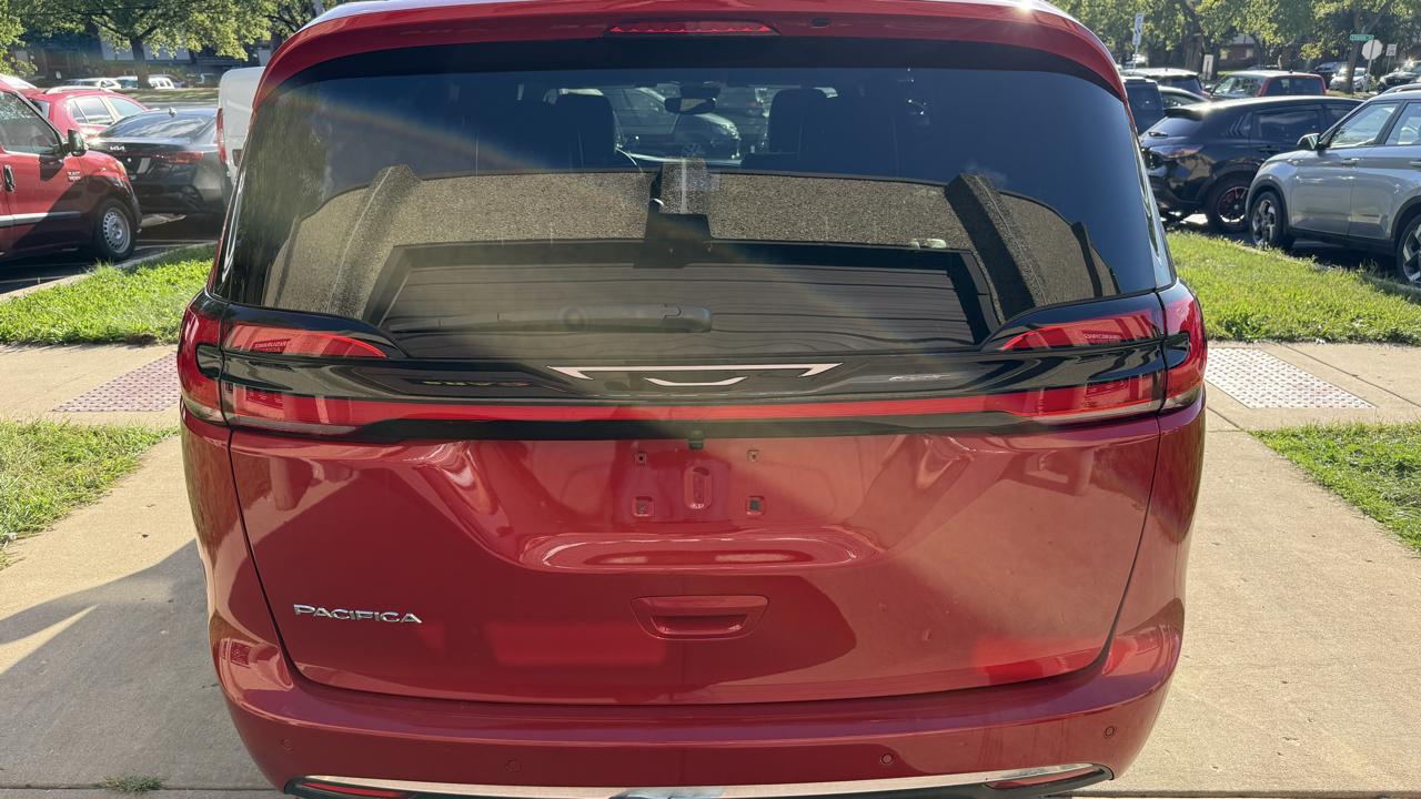 Chrysler Pacifica Select 2027