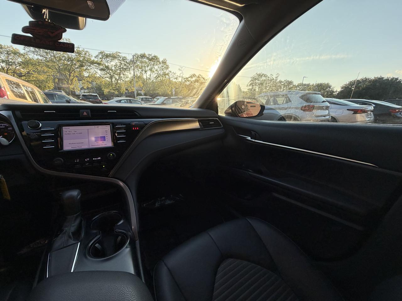 Toyota Camry XLE 2019