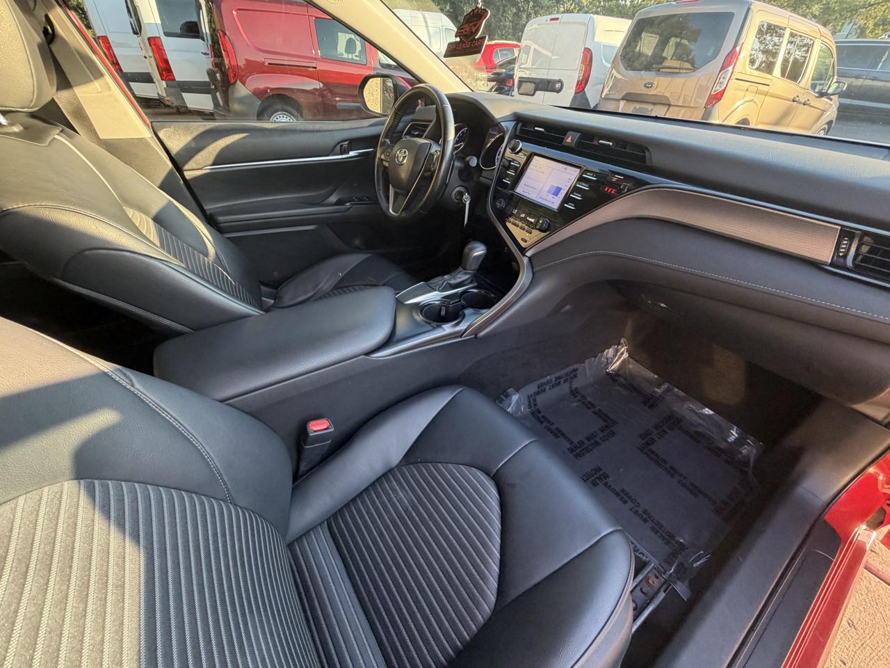 Toyota Camry XLE 2019