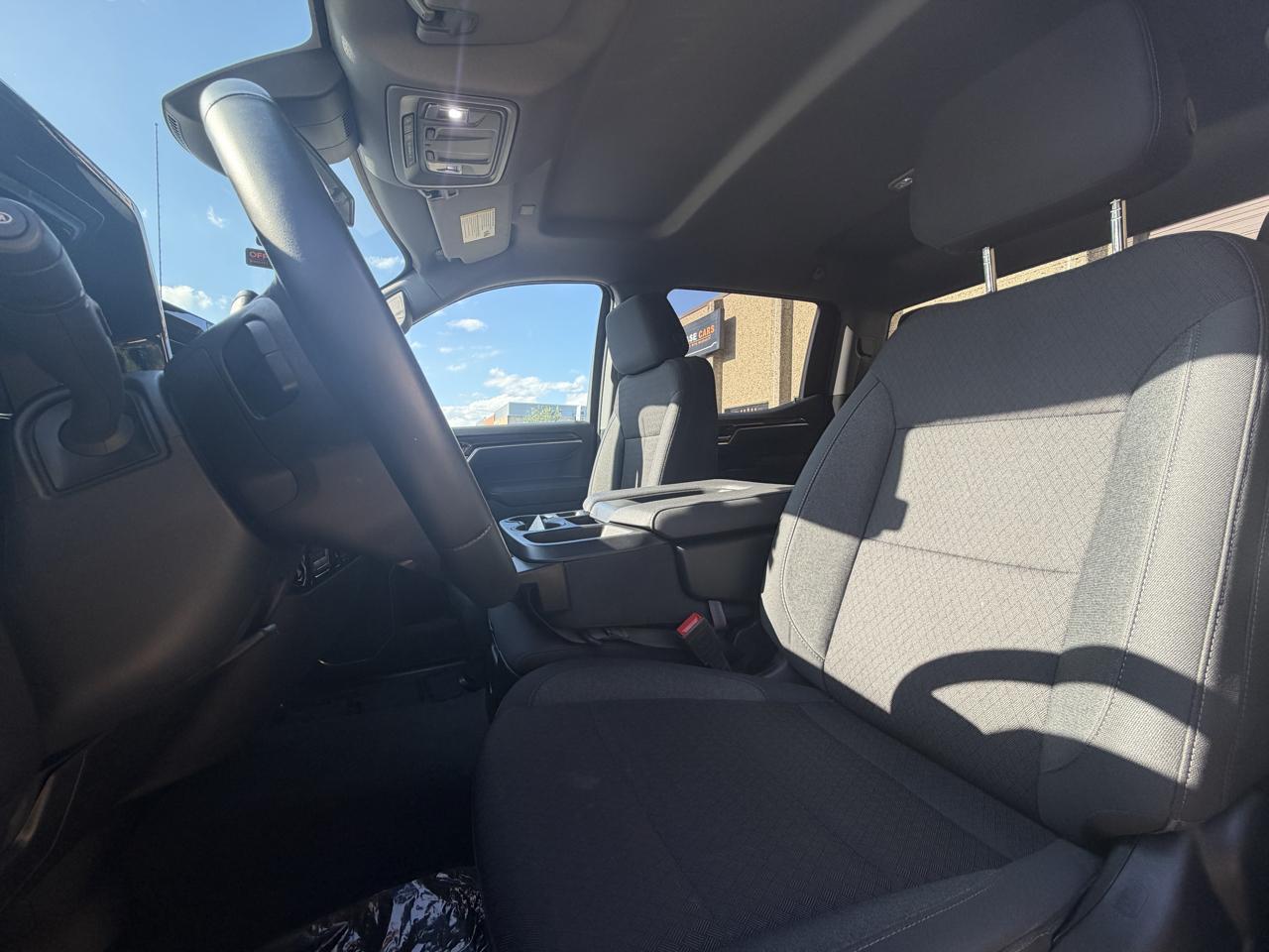 Chevrolet Silverado 1500 LT Crew Cab 2WD 2026
