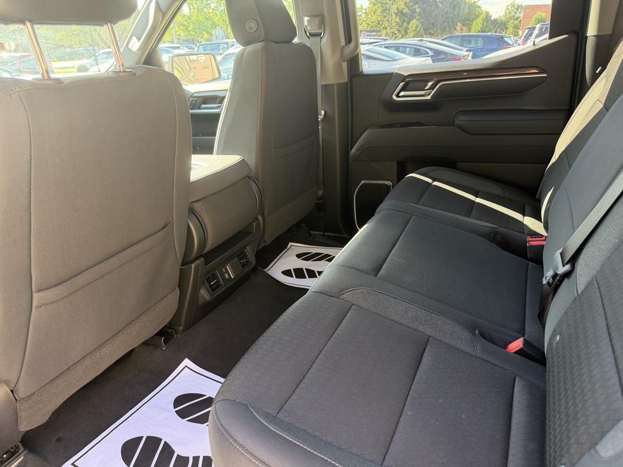 Chevrolet Silverado 1500 LT Crew Cab 2WD 2026