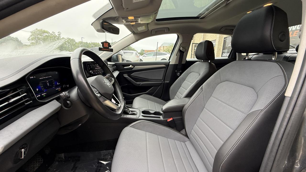 Volkswagen Jetta SE 2025