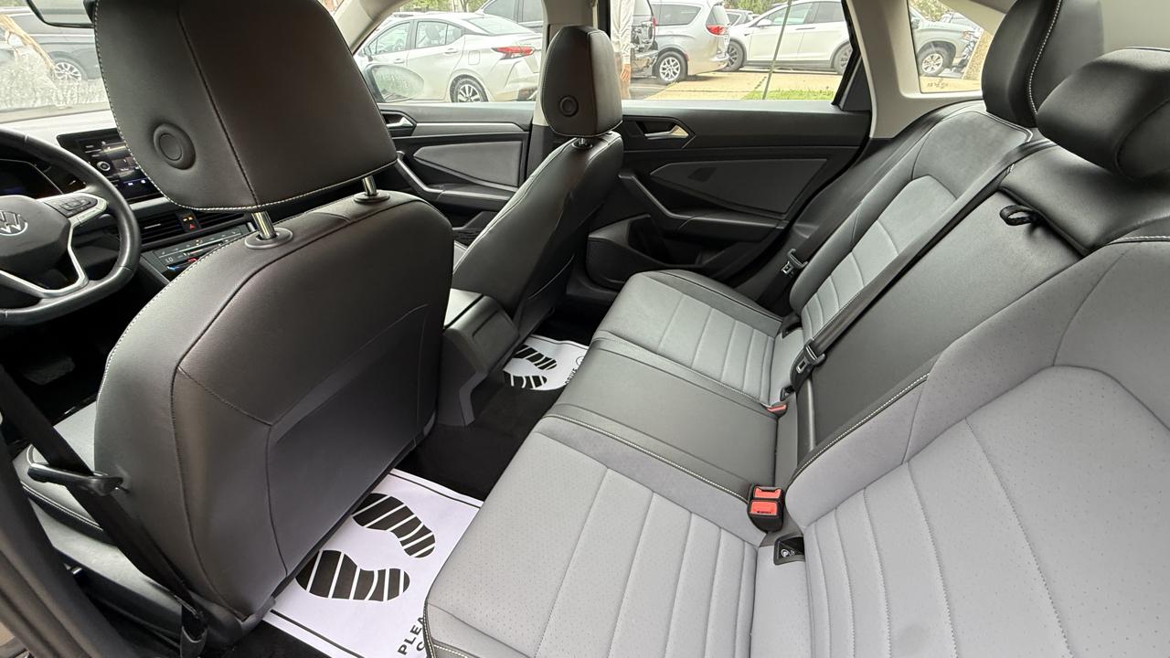 Volkswagen Jetta SE 2025