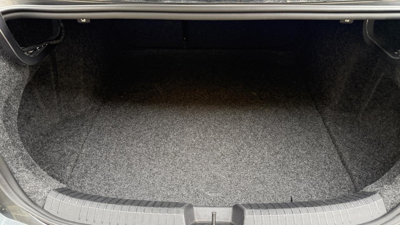 Volkswagen Jetta SE 2025