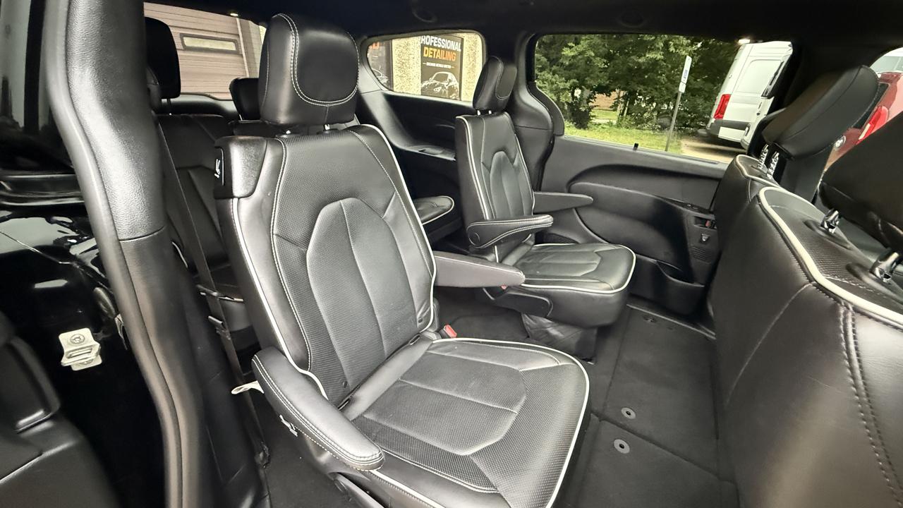 Chrysler Pacifica Limited 2026