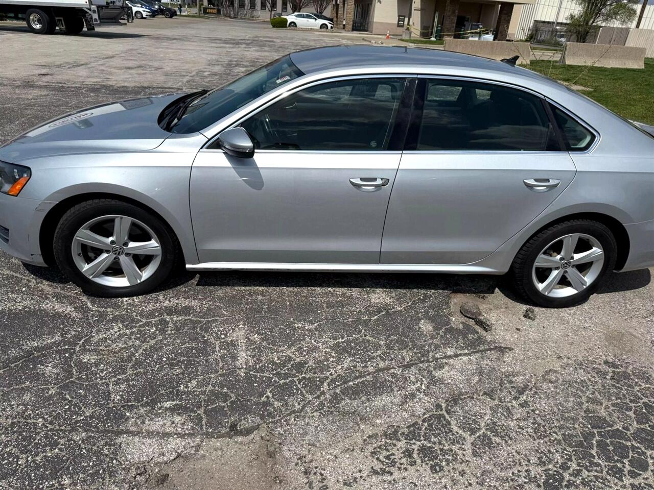 2012 Volkswagen Passat SE PZEV