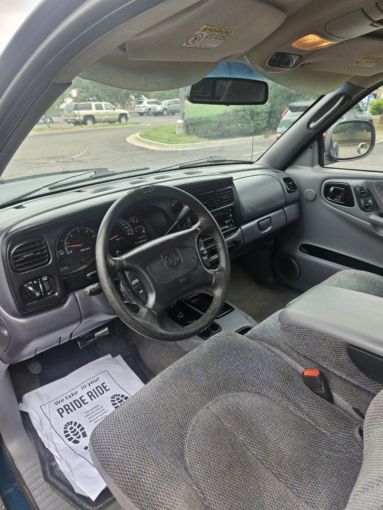 Dodge Dakota Reg. Cab 6-ft. Bed 4WD 1999