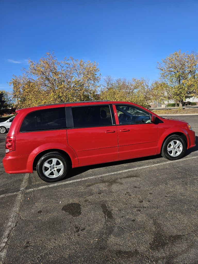 Dodge Grand Caravan SXT 2013