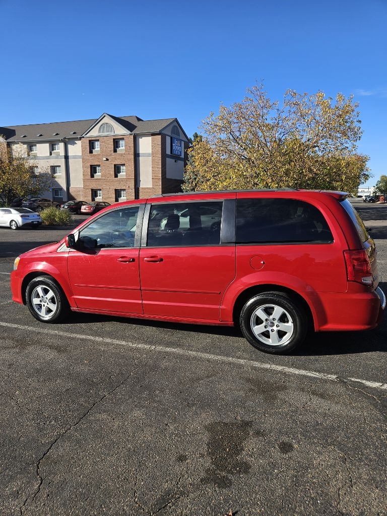 Dodge Grand Caravan SXT 2013