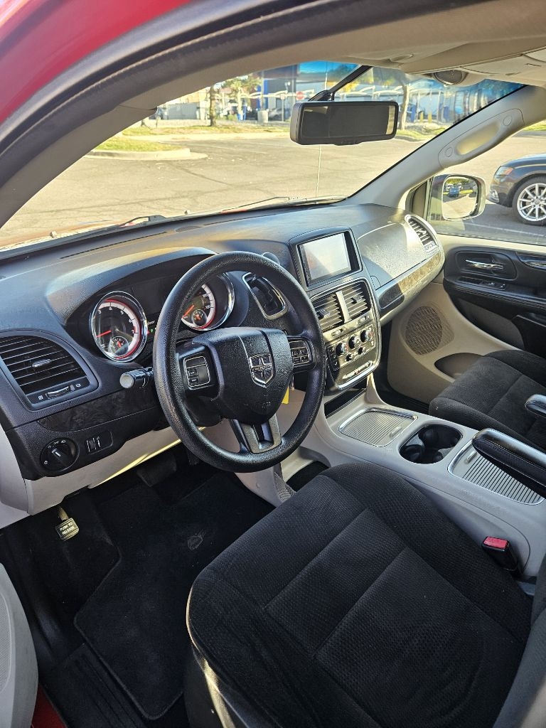 Dodge Grand Caravan SXT 2013