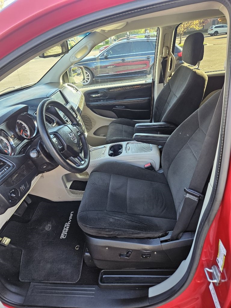 Dodge Grand Caravan SXT 2013
