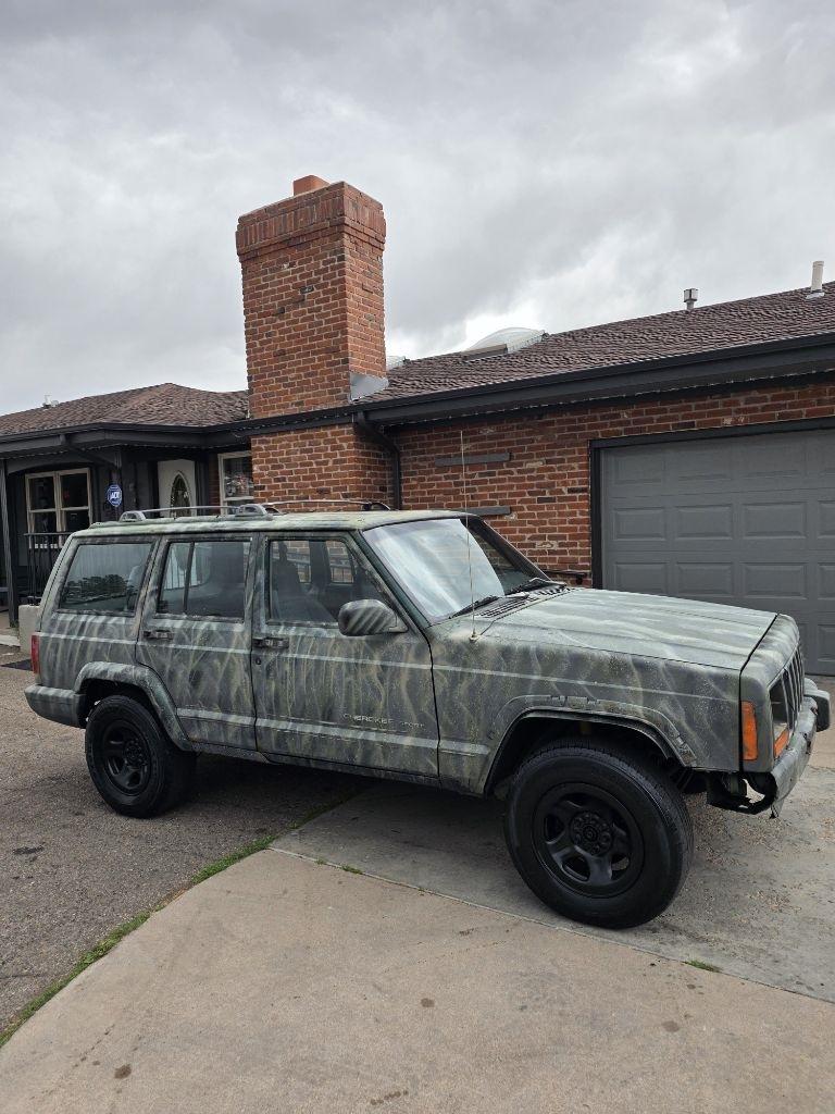 1999 Jeep Cherokee Sport 4-Door 4WD