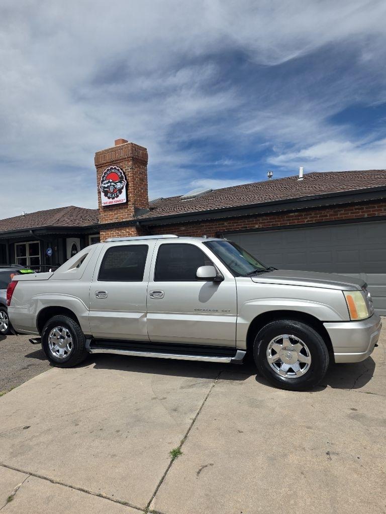 2004 Cadillac Escalade EXT Sport Utility Truck