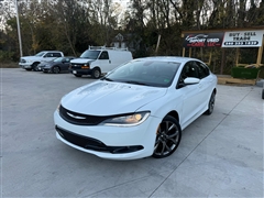 2016 Chrysler 200 