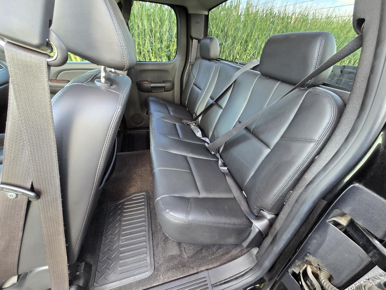 Chevrolet Silverado 1500 Work Truck Ext. Cab Std. Box 4WD 2008