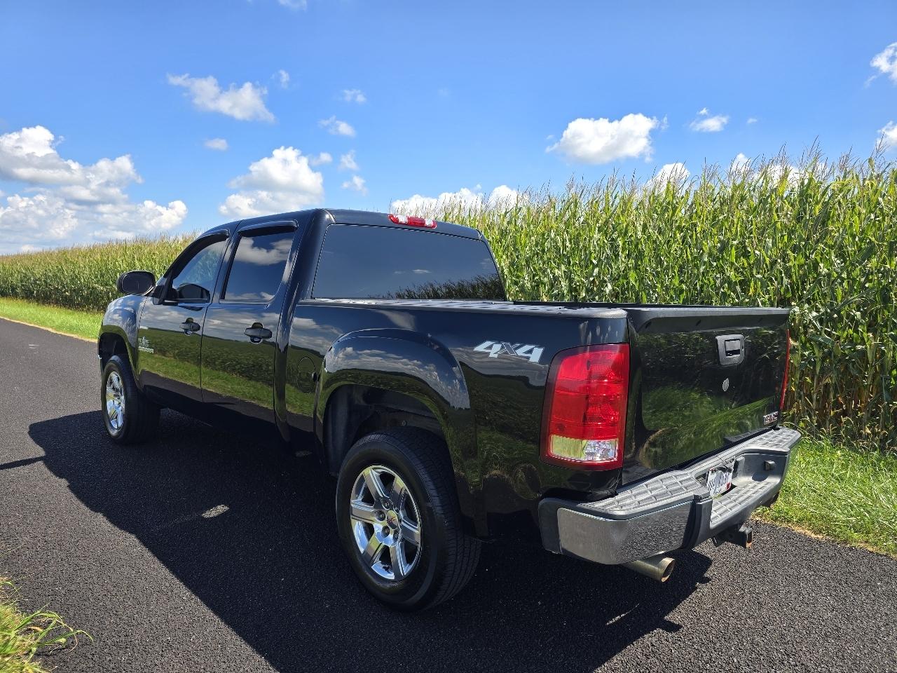 GMC Sierra 1500 SLE Crew Cab 4WD 2012