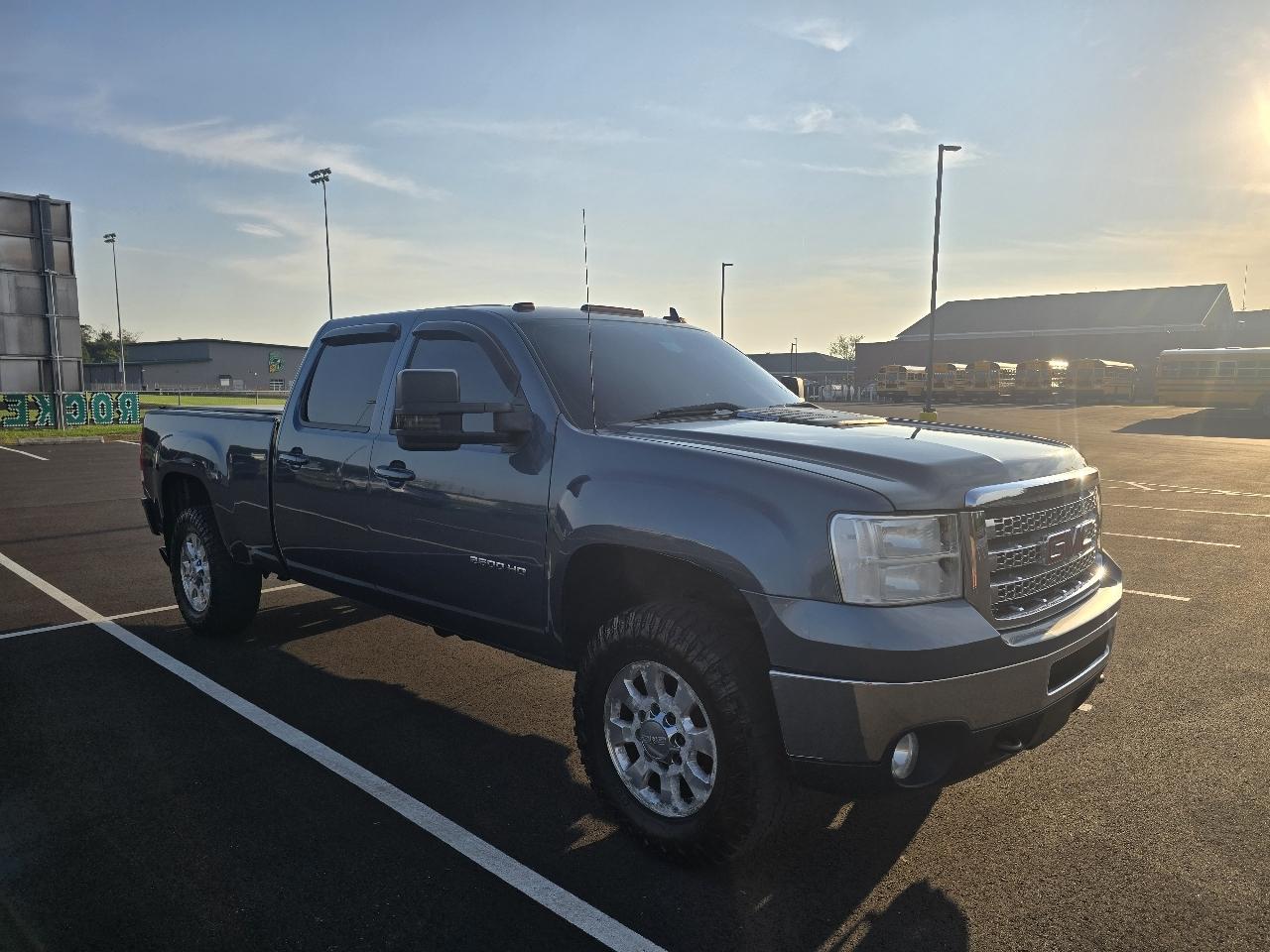 GMC Sierra 2500HD SLT Crew Cab 4WD 2013