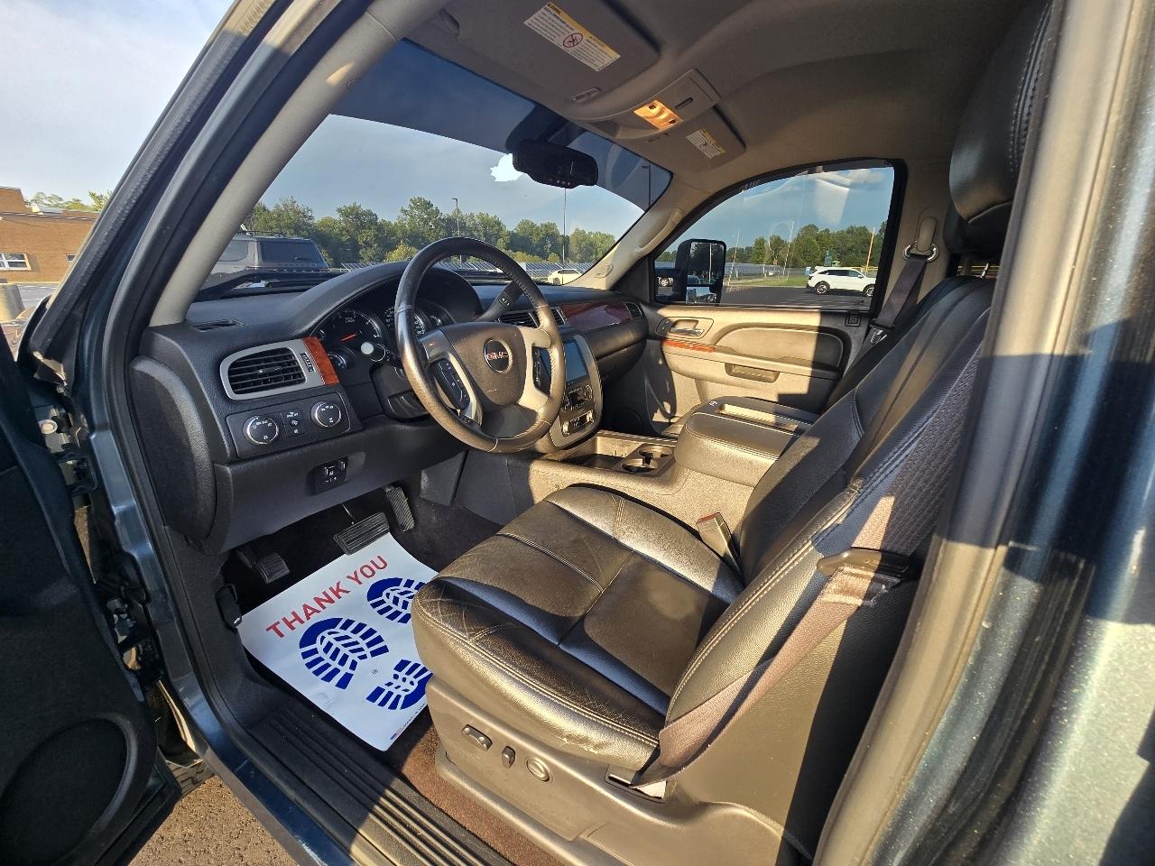 GMC Sierra 2500HD SLT Crew Cab 4WD 2013