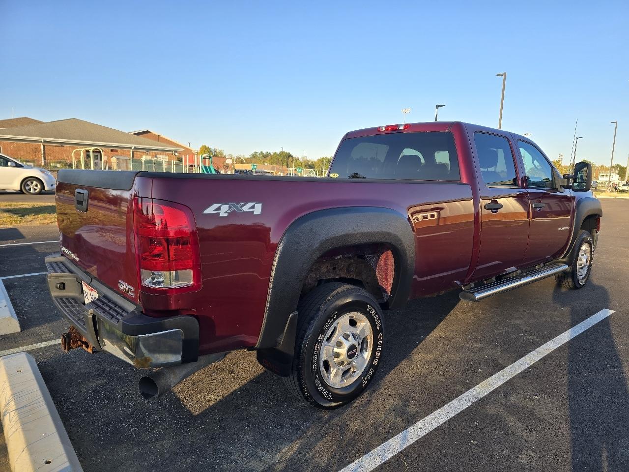 GMC Sierra 2500HD SLE Crew Cab 4WD 2014