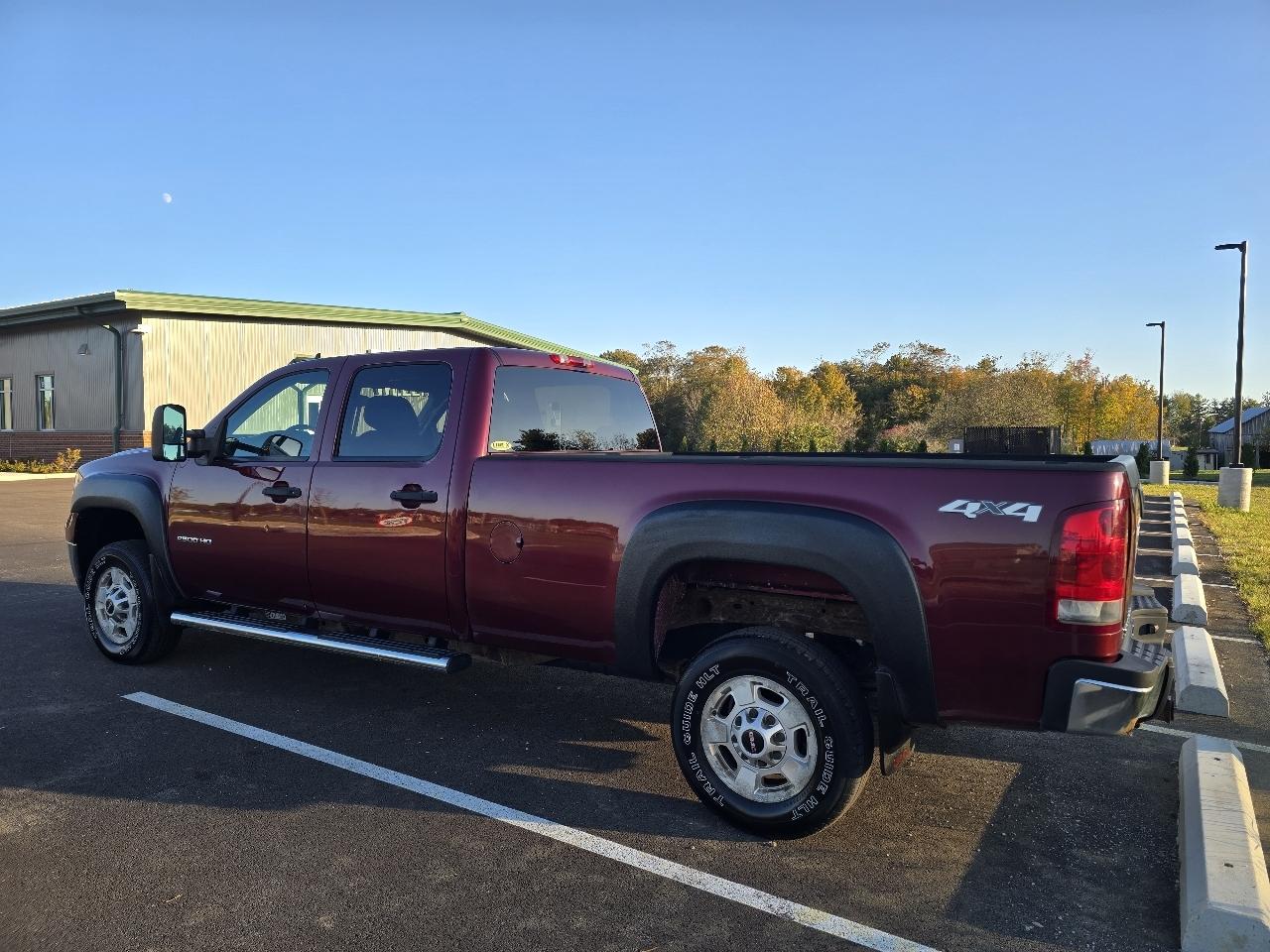 GMC Sierra 2500HD SLE Crew Cab 4WD 2014