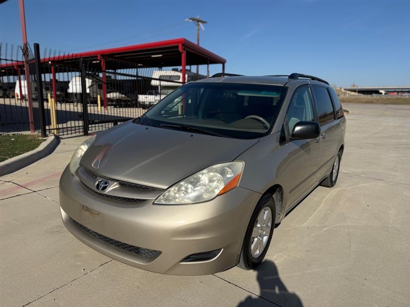 2010 Toyota Sienna CE