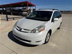 2008 Toyota Sienna 