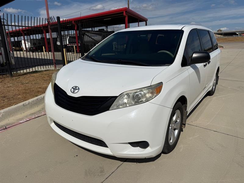 2011 Toyota Sienna BASE