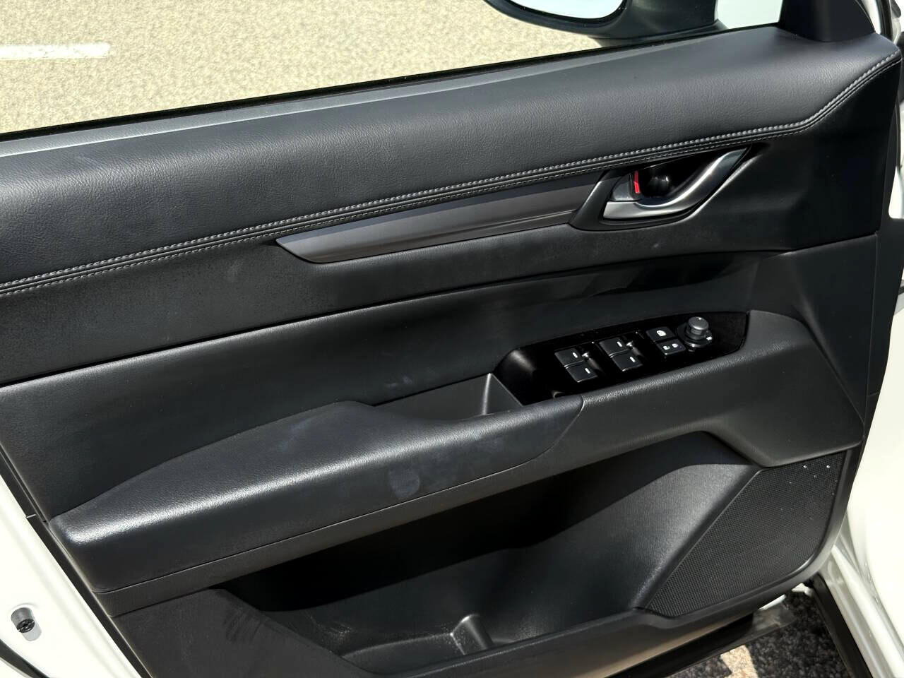 2024 Mazda CX-5 Select photo 9