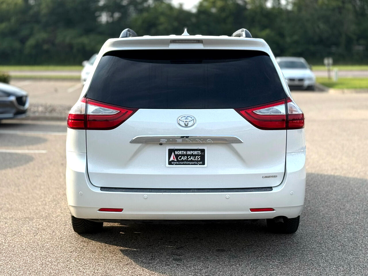 2015 Toyota Sienna XLE Premium photo 4