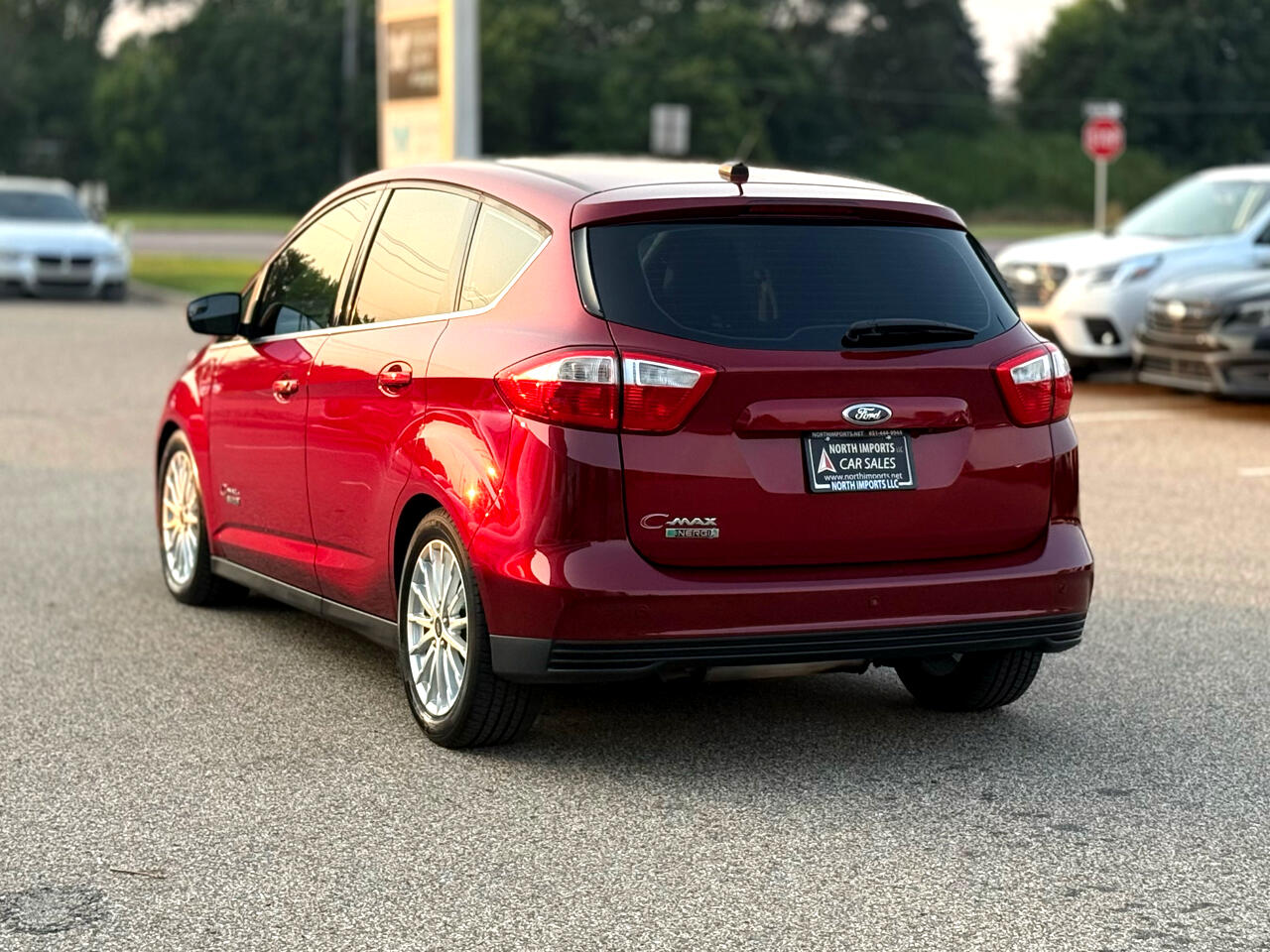 2015 Ford C-Max Energi SEL photo 3